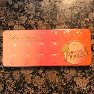 Too Faced Sweet Peach eyeshadow palette